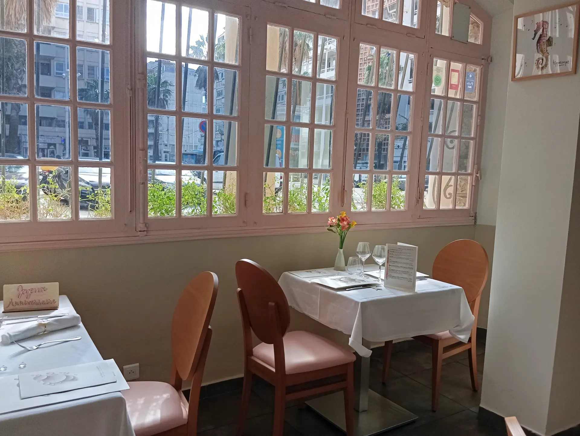 Salle du restaurant Le Pastel Toulon — IMG_20260306_014516